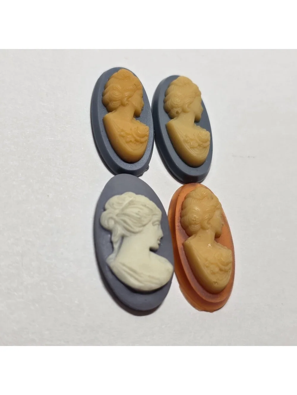 Lot of 4 Small Vintage Style Lady Cameo Cabochons Resin Mixed Colors EUC
